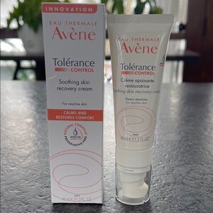 Eau Thermale Tolerance Control Soothing Skin Recovery Cream for reactive skin